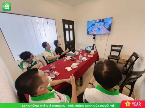 sinh nhật ban chống phá giá