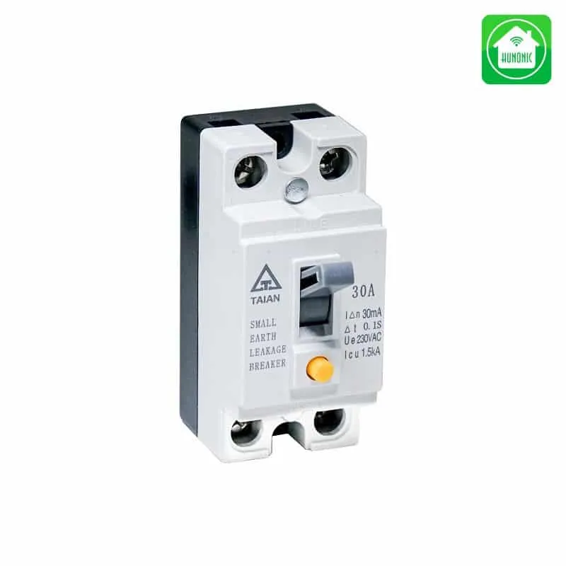 Người tiêu dùng nên chú ý đến số pha, cực để lựa chọn aptomat chống giật phù hợp với bảng điện
