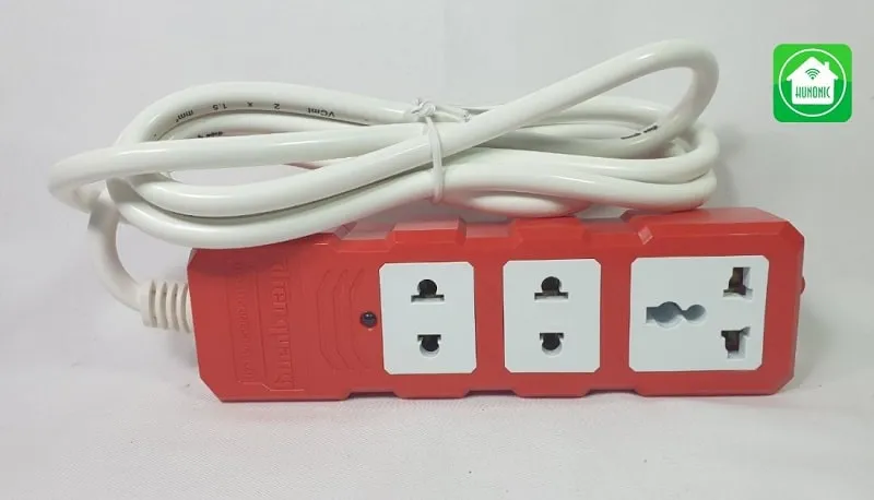 Bạn nên ngắt tất cả hệ thống điện ngay lập tức nếu phát sinh nhiệt khi cắm ổ 3 lỗ