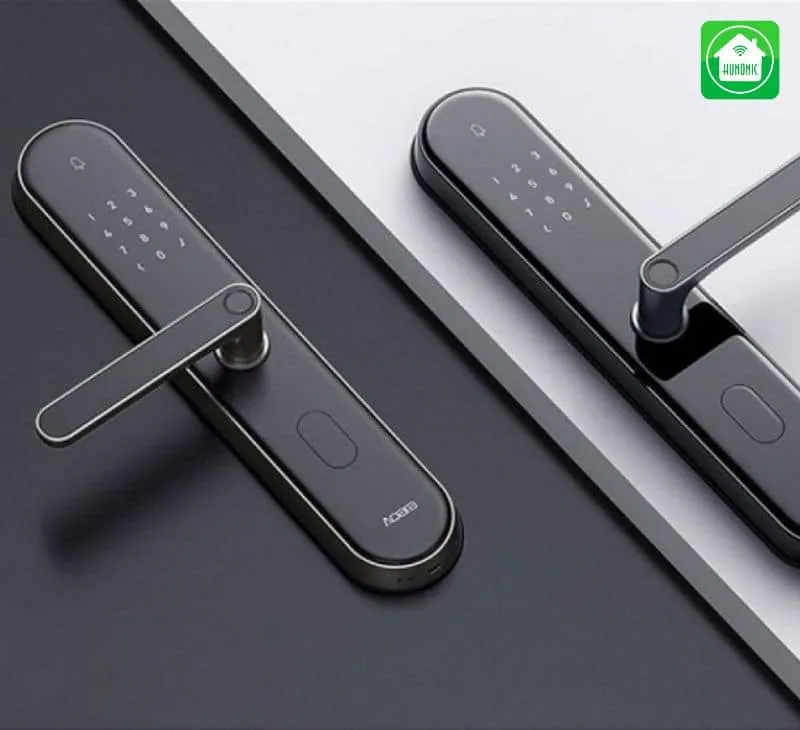 Khóa vân tay Unicor VR500 sử dụng màn hình cảm ứng có đèn LED hiển thị