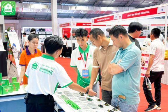 Hunonic Mang Giải Pháp Nhà Thông Minh Tới Vietbuild TP Hồ Chí Minh 2025