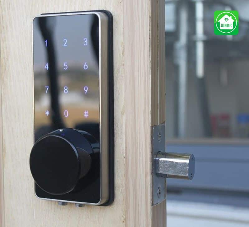 Khóa cửa điện tử Unicor UN-325S thương được sử dụng lắp đặt cho tất các các loại cửa