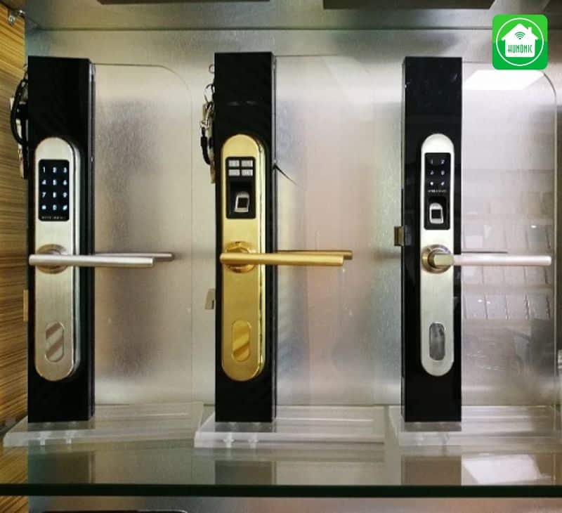 Khóa Kadol E6800 được thiết kế với màn hình cảm ứng, chịu được độ ẩm cao