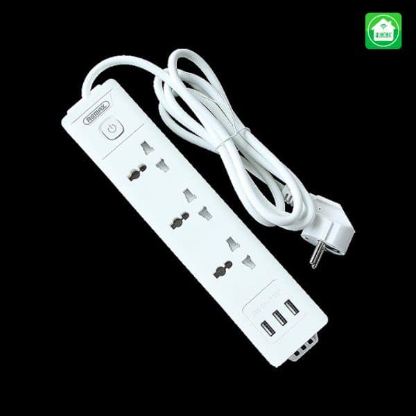 Ổ cắm điện đa năng USB Remax RV-03